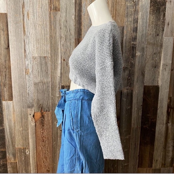 Light Grey Cropped Sweater Small - Picture 2 of 4